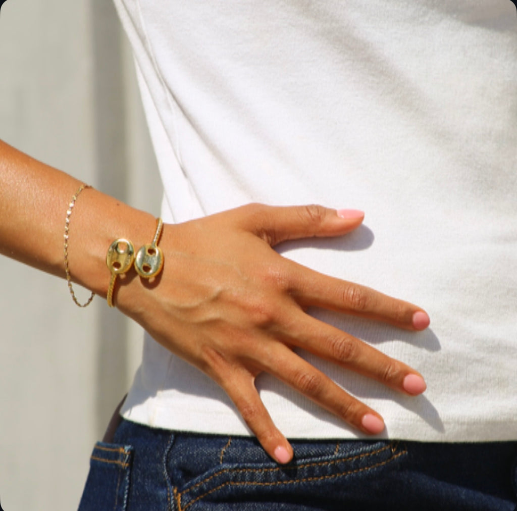 NYC Puffer Twisted Bangle