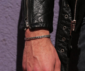 CUBAN LINK BANGLE