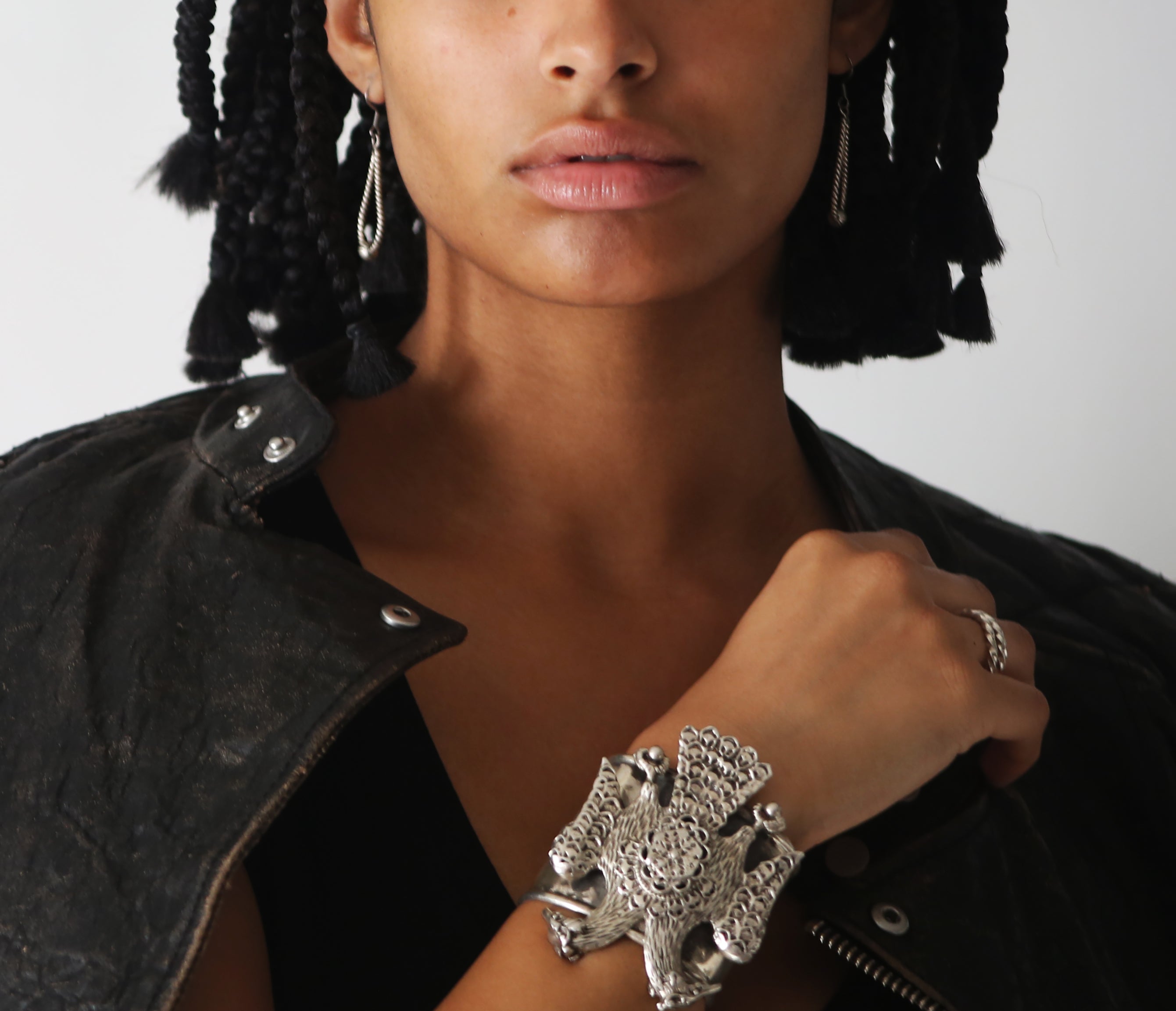 VINTAGE DOUBLE PHOENIX CUFF